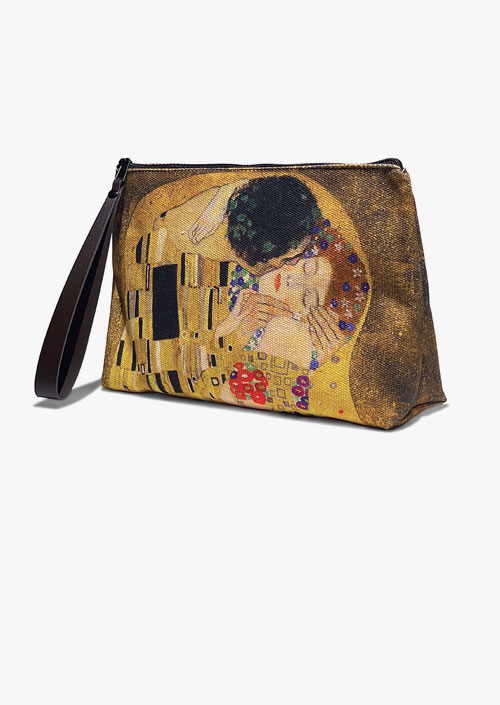Cotton vanity case printed with the work The Kiss by Gustav Klimt